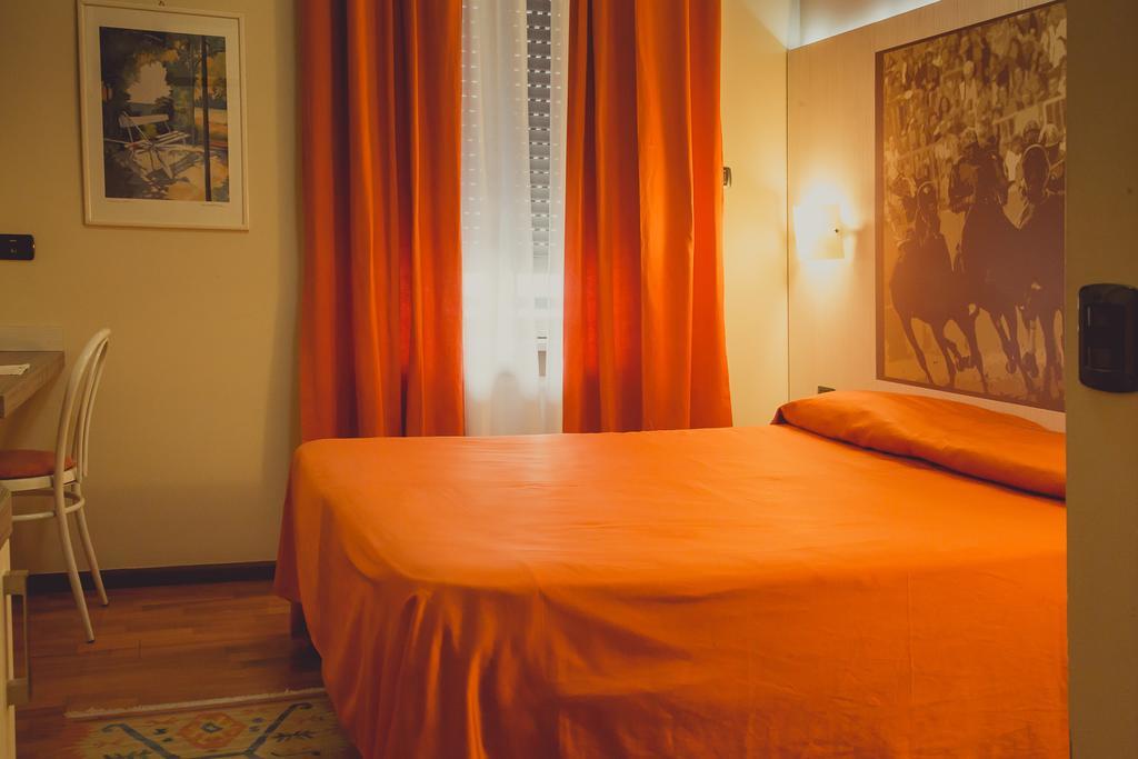 Hotel Rainero Asti Exteriér fotografie
